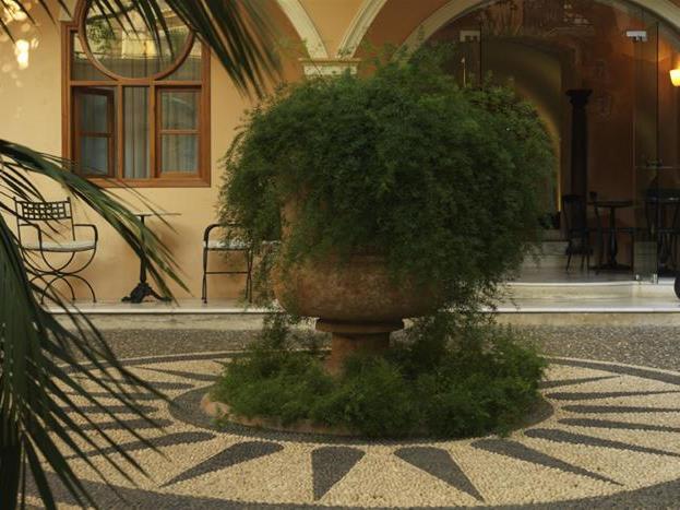 Купить наркотики в москве